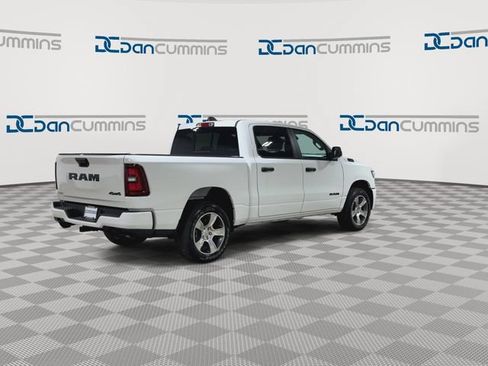 New 2026 RAM 1500 Express AWD/4WD image 8