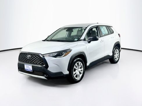 Used 2022 Toyota Corolla Cross L AWD/4WD image 1