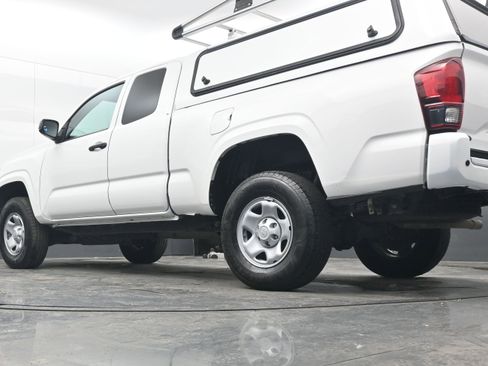 Used 2022 Toyota Tacoma SR image 26