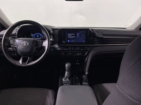 Used 2025 Toyota Camry LE FWD image 14