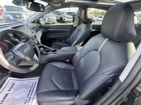 Used 2024 Toyota Camry XSE w/ Navigation Package image 11