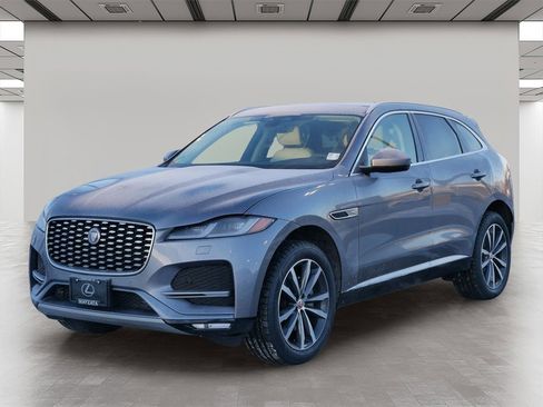 Used 2022 Jaguar F-PACE S image 2