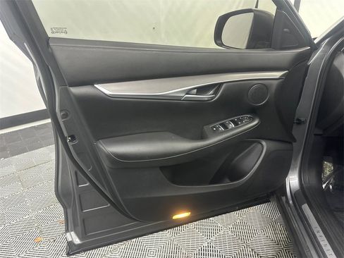 Used 2022 INFINITI QX50 Luxe image 11