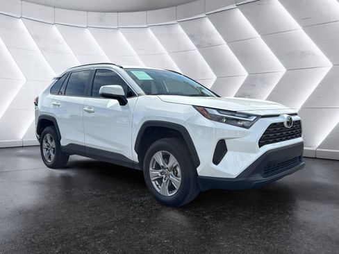Certified 2025 Toyota RAV4 XLE w/ Convenience Package image 1