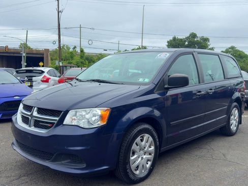 Used 2014 Dodge Grand Caravan American Value Package FWD image 2