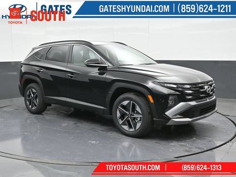 Used 2025 Hyundai Tucson SEL AWD/4WD image 4