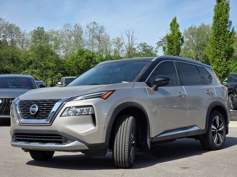 Used 2021 Nissan Rogue Platinum AWD/4WD image 24
