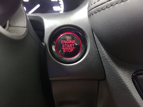 Used 2025 Honda HR-V LX image 30