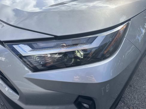 Used 2024 Toyota RAV4 XLE Premium image 9