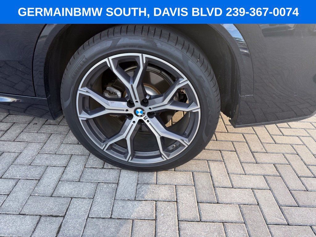 Used 2020 BMW X5 sDrive40i w/ M Sport Package RWD image 16