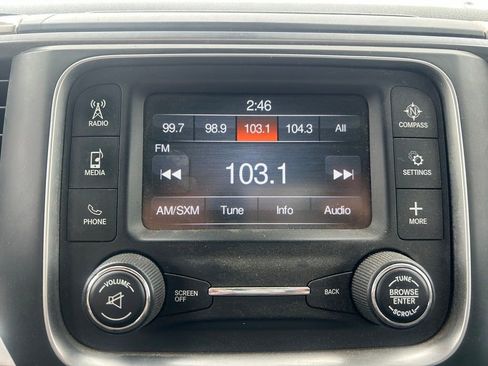 Used 2014 RAM 1500 Classic SLT RWD image 20