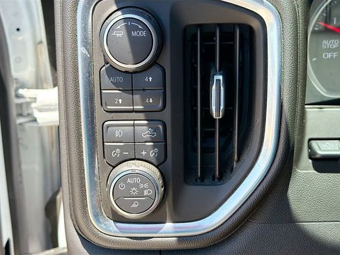 Used 2020 Chevrolet Silverado 1500 LTZ w/ LTZ Plus Package AWD/4WD image 21