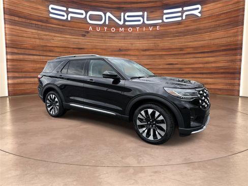 New 2026 Ford Explorer Platinum AWD/4WD image 8