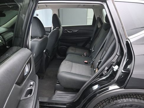 Used 2019 Nissan Rogue S w/ Special Edition Package image 17