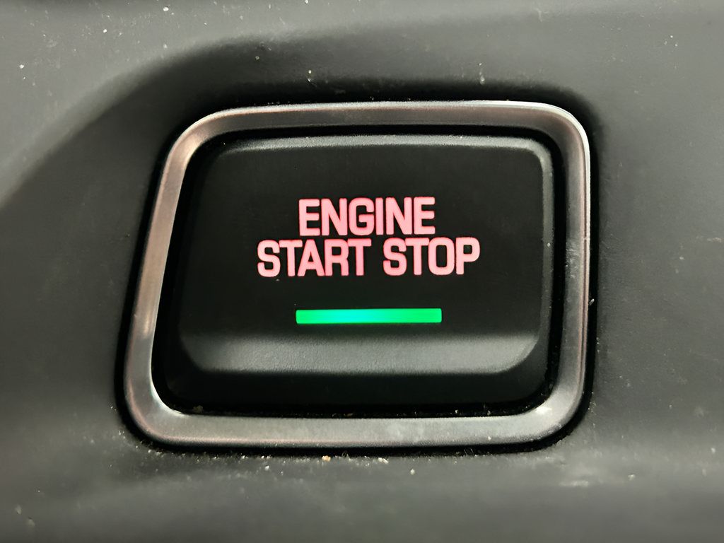 Used 2023 Chevrolet Camaro LT RWD image 17