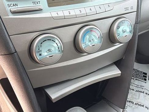 Used 2007 Toyota Camry LE FWD image 14
