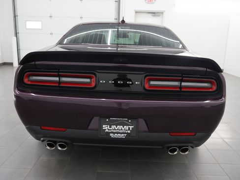 Used 2020 Dodge Challenger SRT Hellcat Redeye image 25