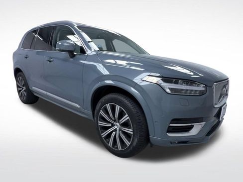 Used 2023 Volvo XC90 B6 Plus w/ Protection Package AWD/4WD image 2