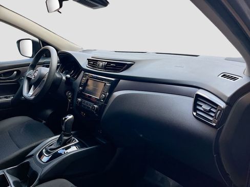 Used 2022 Nissan Rogue Sport S FWD image 27
