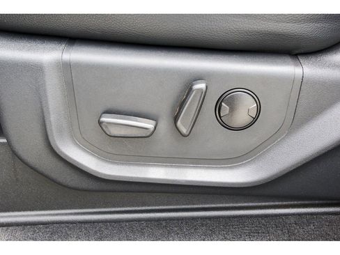 Used 2022 Ford F250 Lariat w/ Tremor Off-Road Package AWD/4WD image 29