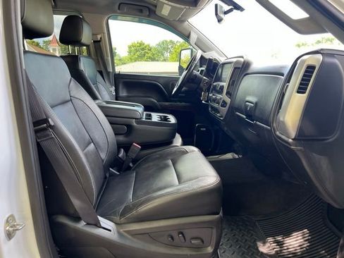 Used 2018 GMC Sierra 2500 SLT w/ Duramax Plus Package AWD/4WD image 21
