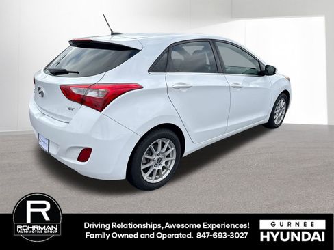 Used 2017 Hyundai Elantra GT image 9