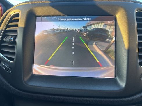 Used 2019 Jeep Compass Trailhawk image 21