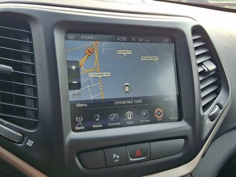 Certified 2018 Jeep Cherokee Limited AWD/4WD image 22