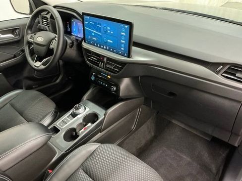 Used 2024 Ford Escape SE FWD image 18