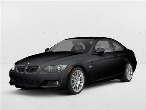 Used 2012 BMW 335i xDrive Coupe AWD/4WD image 1