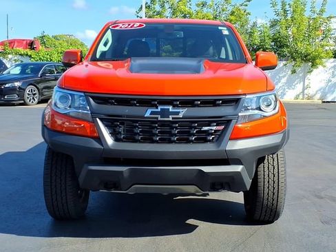 Used 2019 Chevrolet Colorado ZR2 w/ LPO, Power Package AWD/4WD image 2