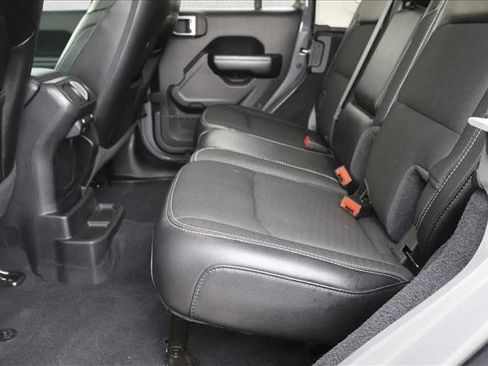 Used 2020 Jeep Wrangler Unlimited Sport image 22