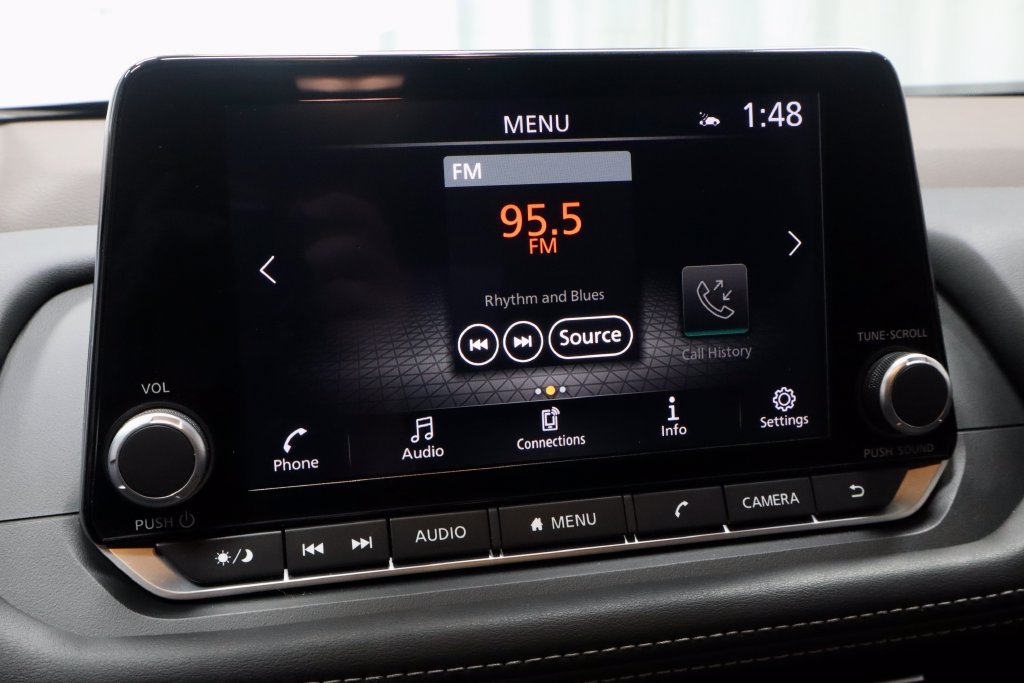 Certified 2023 Nissan Rogue SV AWD/4WD image 3