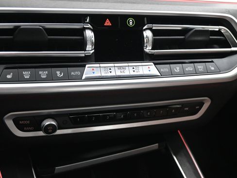 Used 2022 BMW X5 xDrive40i image 14