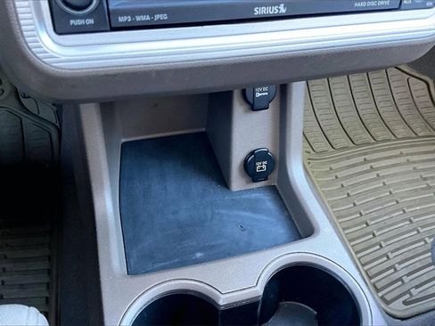 Used 2009 Dodge Journey SXT w/ Rear Seat Video Group image 33