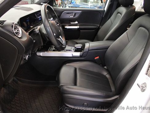 Used 2021 Mercedes-Benz GLB 250 4MATIC image 10