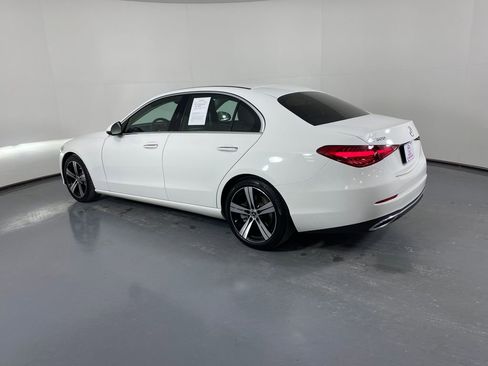 Used 2022 Mercedes-Benz C 300 Sedan image 4