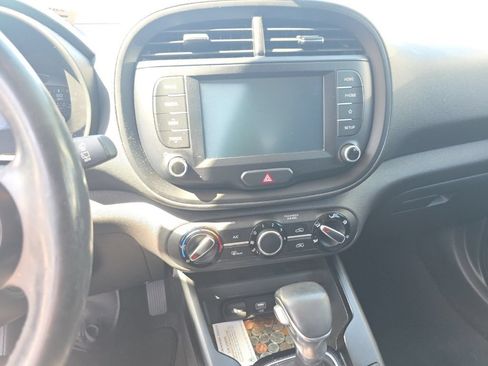Used 2020 Kia Soul X-Line FWD image 4