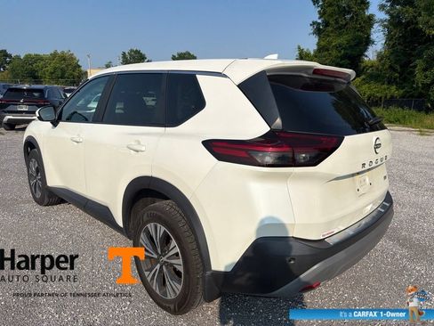 Used 2023 Nissan Rogue SV FWD image 3