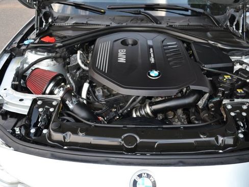 Used 2018 BMW 340i xDrive Sedan w/ Premium Package AWD/4WD image 40