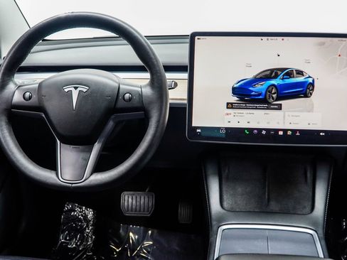 Used 2022 Tesla Model 3 Long Range AWD/4WD image 17