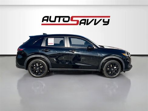 Used 2023 Honda HR-V Sport image 8