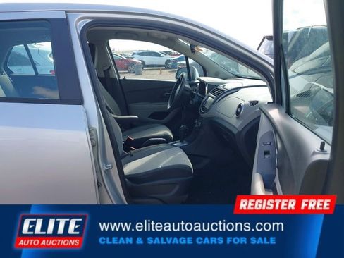 Used 2016 Chevrolet Trax LS w/ LPO, Cargo Package image 10