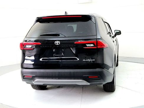 Used 2024 Toyota Grand Highlander AWD image 5
