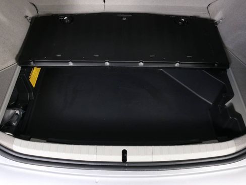 Used 2010 Toyota Prius FWD image 37
