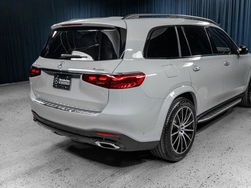 New 2026 Mercedes-Benz GLS 450 4MATIC image 5