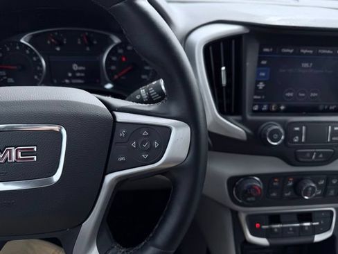 Used 2023 GMC Terrain SLT w/ Tech Package AWD/4WD image 31