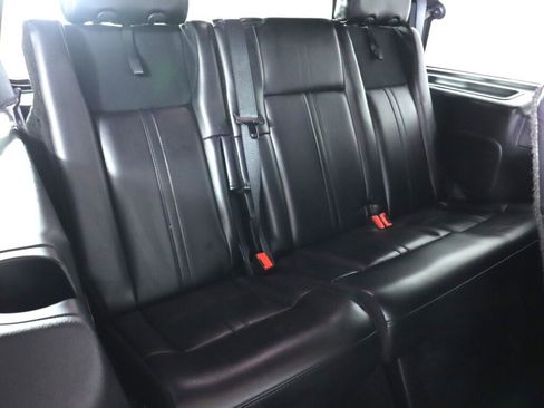 Used 2016 Lincoln Navigator Select RWD image 43