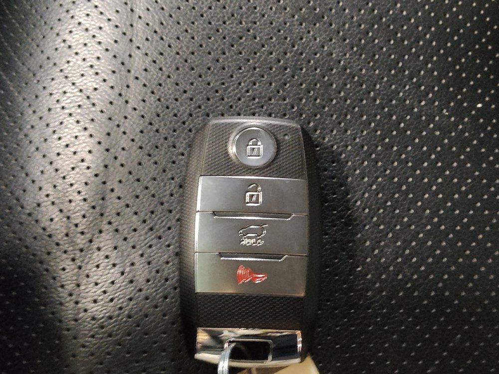 Used 2017 Kia Sorento EX FWD image 32