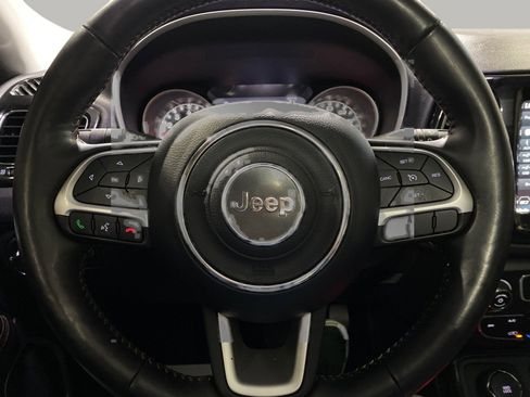 Used 2018 Jeep Compass Limited w/ Navigation Group image 12